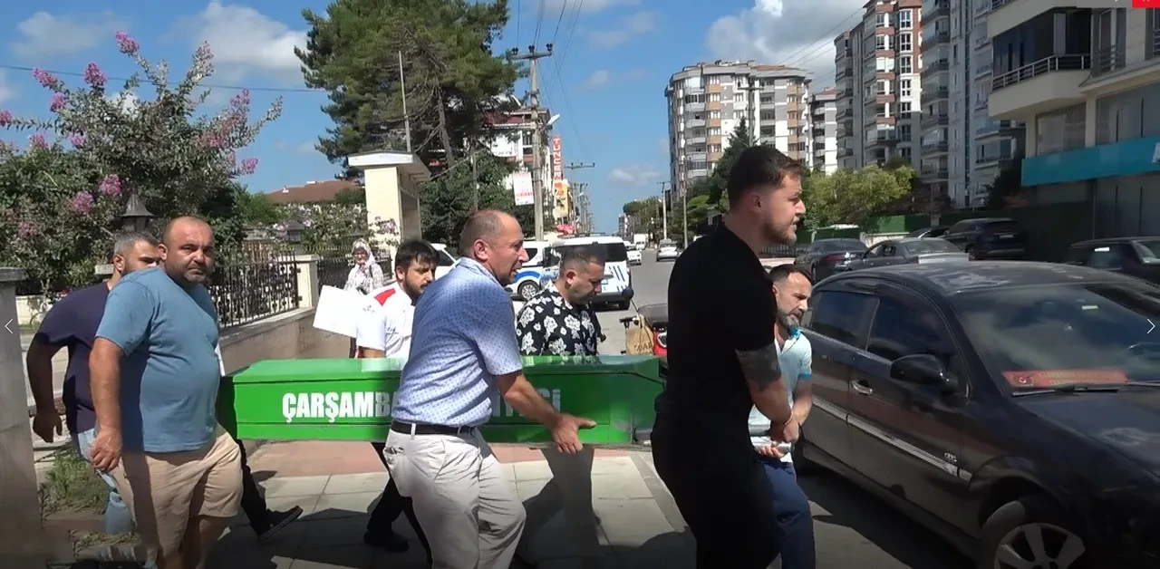 Camide sır ölüm! Cesedi şadırvanda bulundu