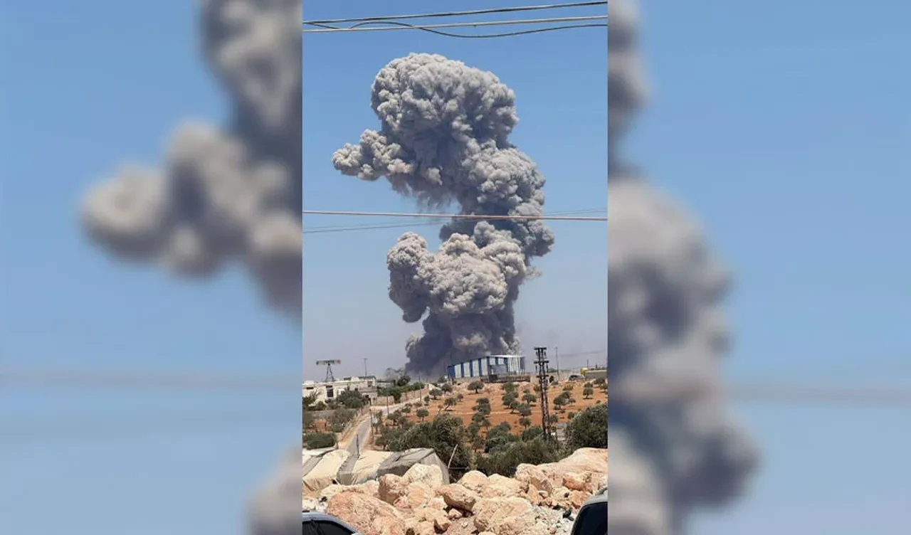 İsrail, Suriye'nin İdlib kentine hava saldırısı düzenledi! Mühimmat deposu havaya uçtu