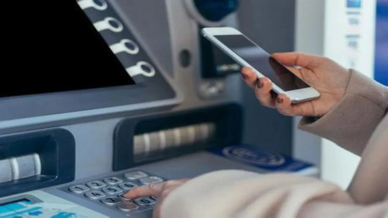 Mobil bankacılıkta büyük tehlike! Para çekmek isterken şoke oldu