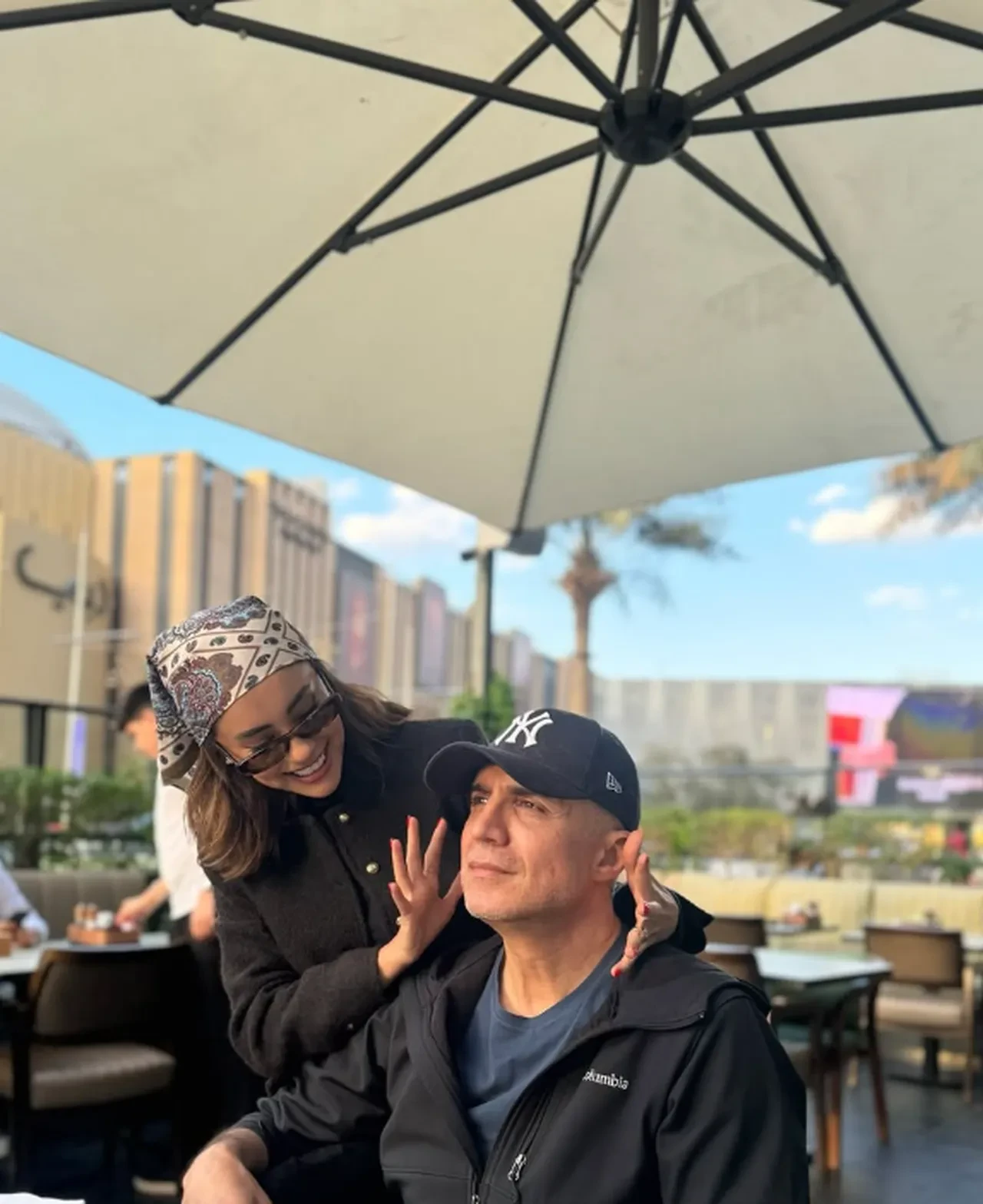 Özcan Deniz eşi Samar Dadgar ile nasıl tanıştığını anlattı: Olmaz dediğim kişi şu an eşim