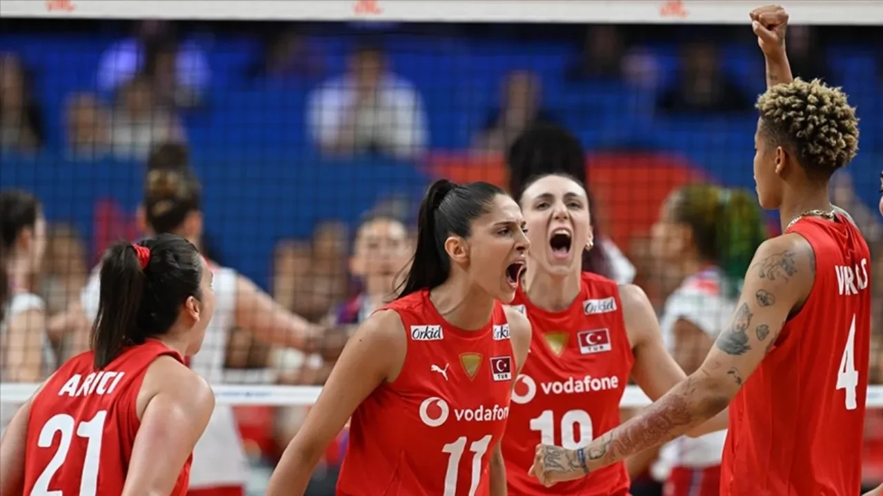 Türkiye Japonya voleybol maçı hangi kanalda, saat kaçta? Çeyrek final maçı bugün oynanacak