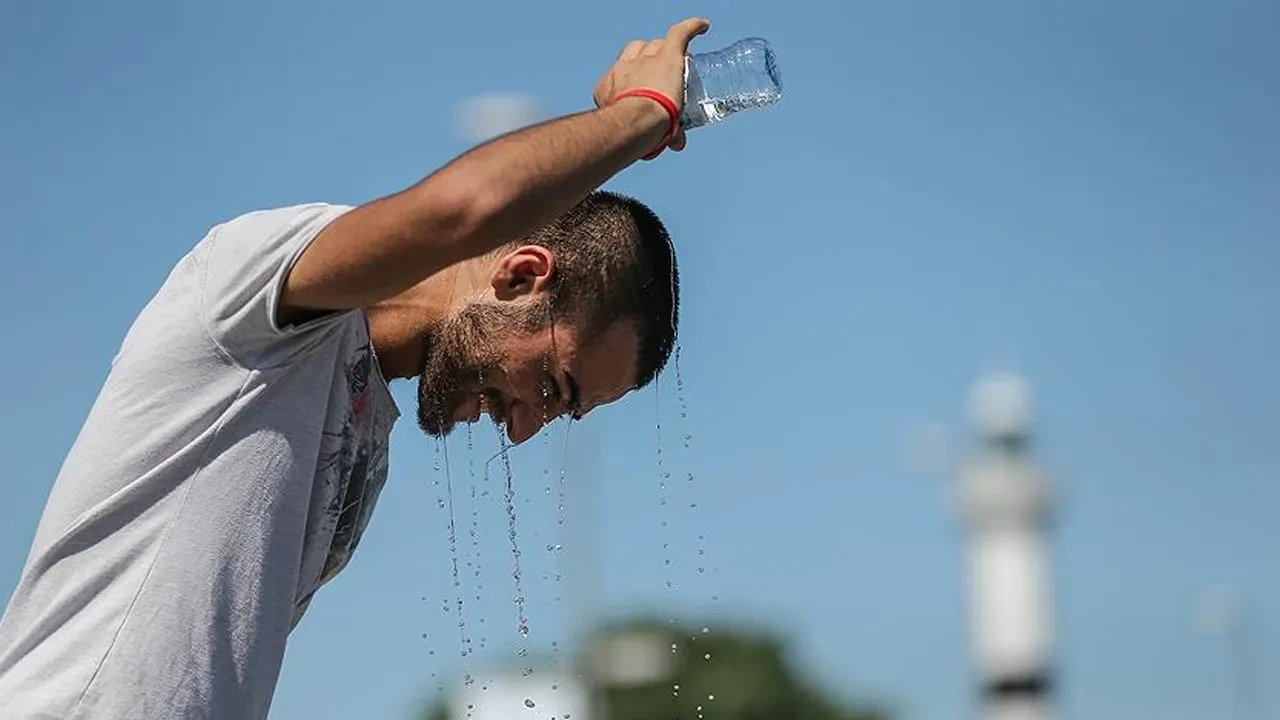 Cumhuriyet tarihinin en yükseği! Bir ilimizde sıcaklık rekoru kırıldı