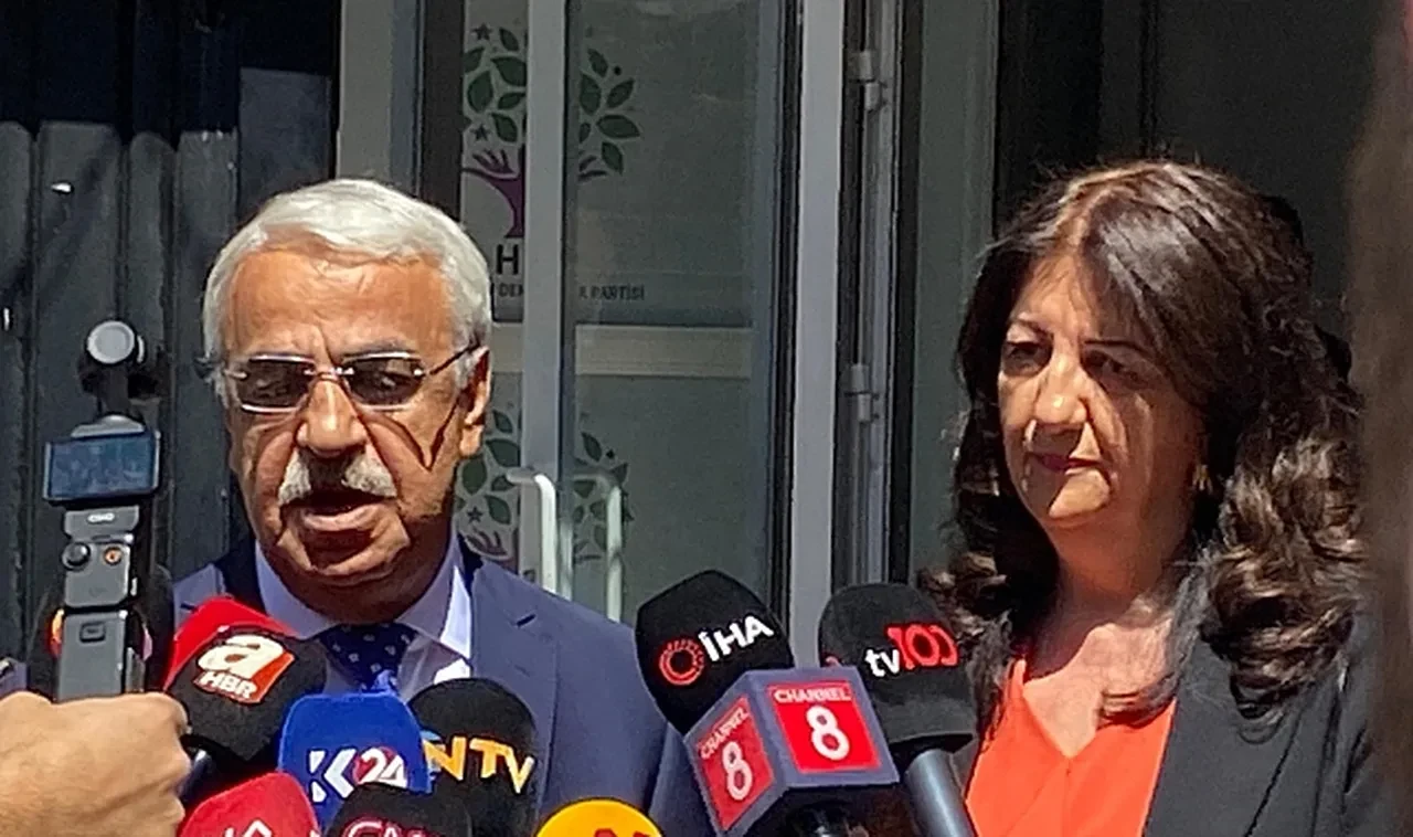 DEM Parti ile Abdullah Öcalan arasında bir görüşme daha! Yeniden İmralı'ya gidiyorlar