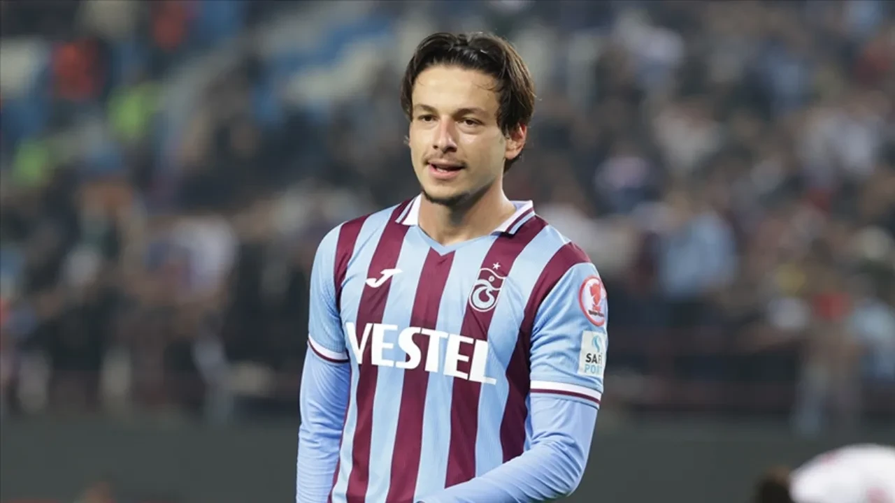 Trabzonspor'da Enis Destan ayrılığı: İngiltere yolcusu! 