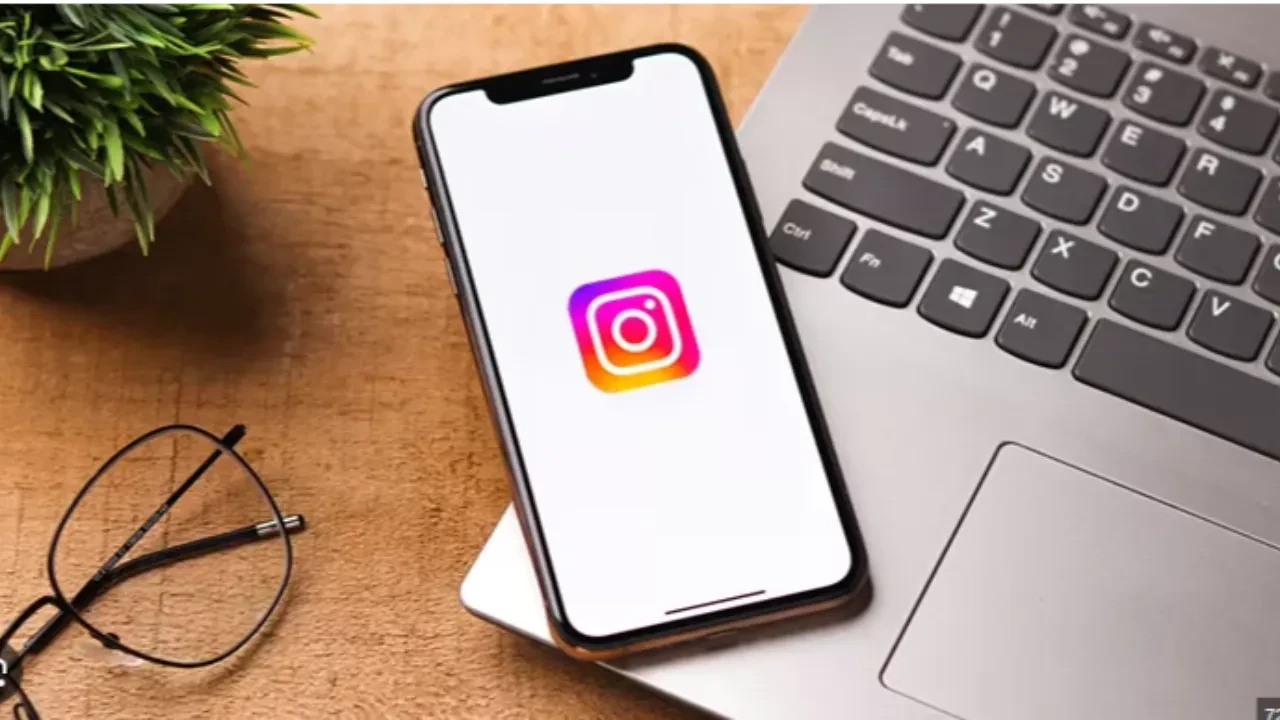 Ünlü isimlerin görüntülerini paylaştı! Instagram'da taklit hesap krizi ortaya çıktı 