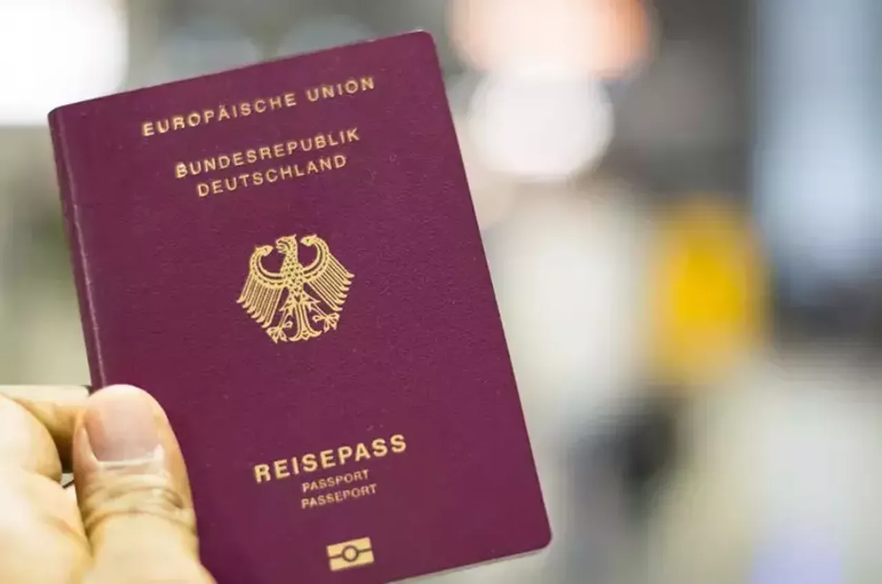 Zirve değişti, o ülke ABD’yi geçmeyi başardı! Dünyanın en güçlü pasaportu bakın hangi ülkenin