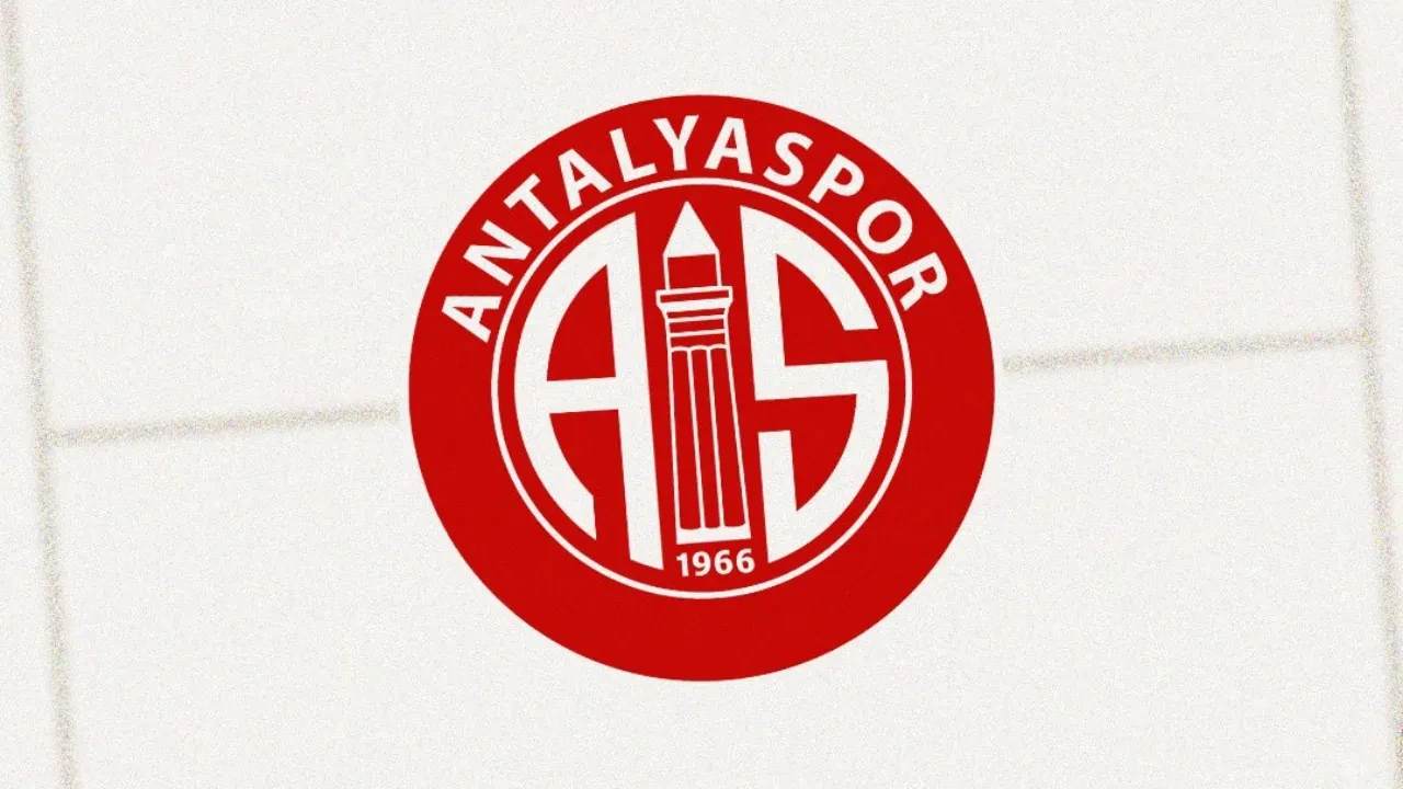 Antalyaspor'da yıldız yağmuru: Transferler üst üste açıklandı! 