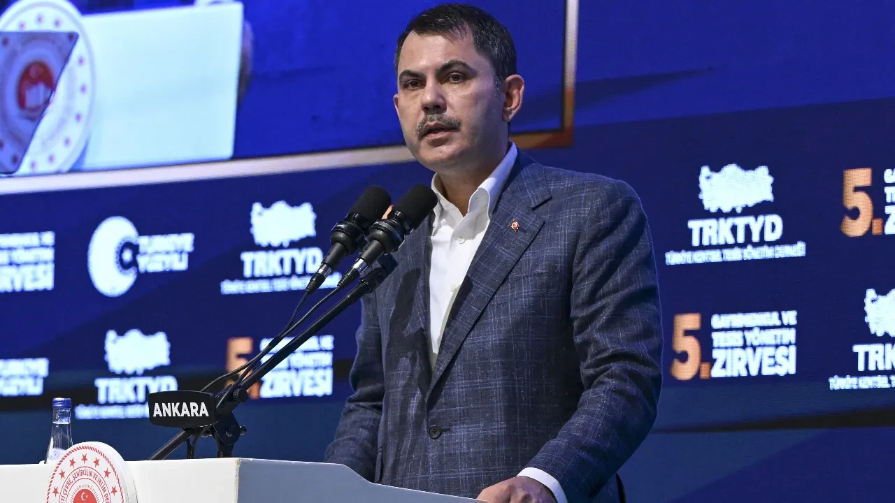 Bakan Kurum: Deprem bölgesinde saatte 23 konut inşa ediyoruz
