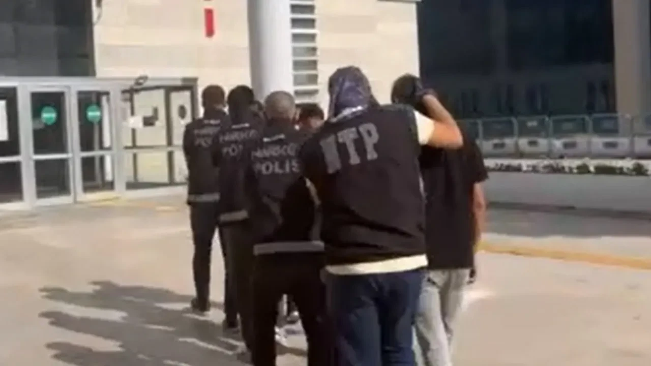 Elazığ'da geniş çaplı uyuşturucu operasyonu: 10 tutuklama