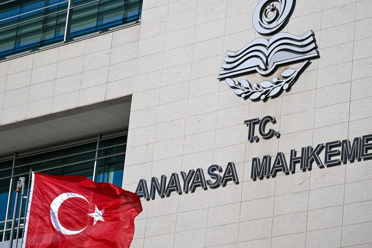 Ersan Şen Yeni Anayasa hakkında Tgrthaber.com'a konuştu! İşte çok konuşulacak özel röportajın detayları