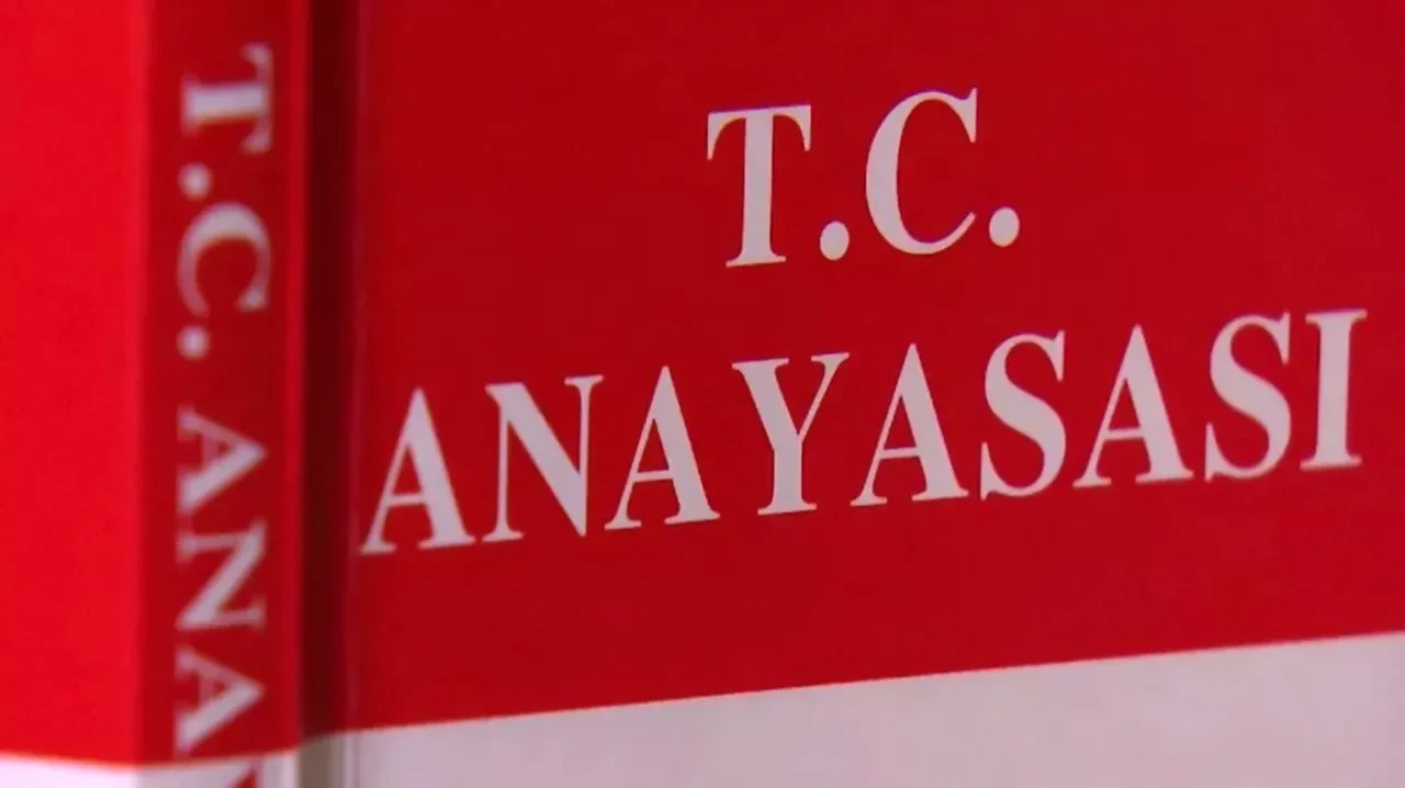 Ersan Şen Yeni Anayasa hakkında Tgrthaber.com'a konuştu! İşte çok konuşulacak özel röportajın detayları