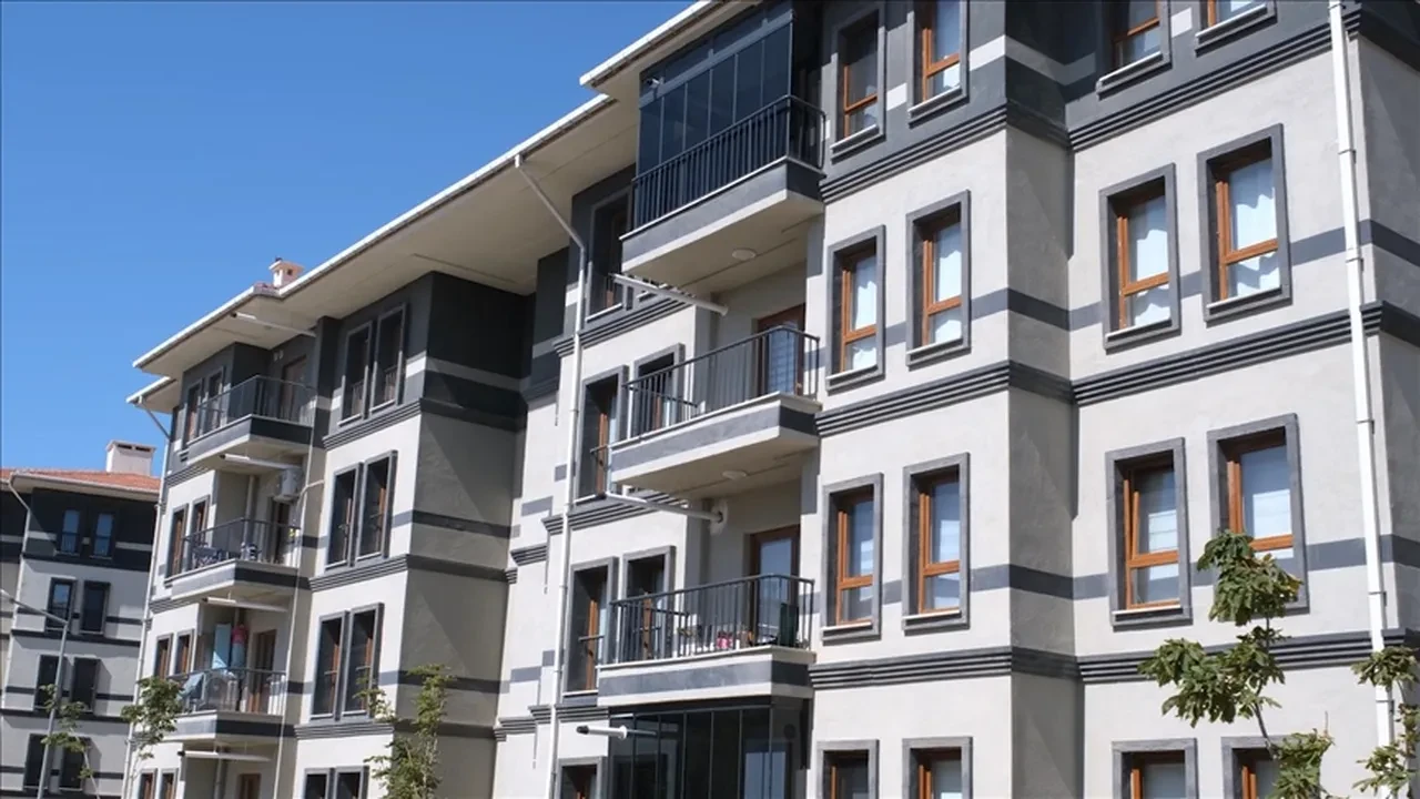 Ev sahibi olmanın yeni yolu: Gayrimenkul sertifikası nedir, nasıl alınır? İşte tüm merak edilenler