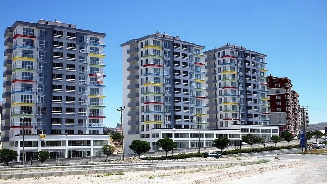 Ev sahibi olmanın yeni yolu: Gayrimenkul sertifikası nedir, nasıl alınır? İşte tüm merak edilenler