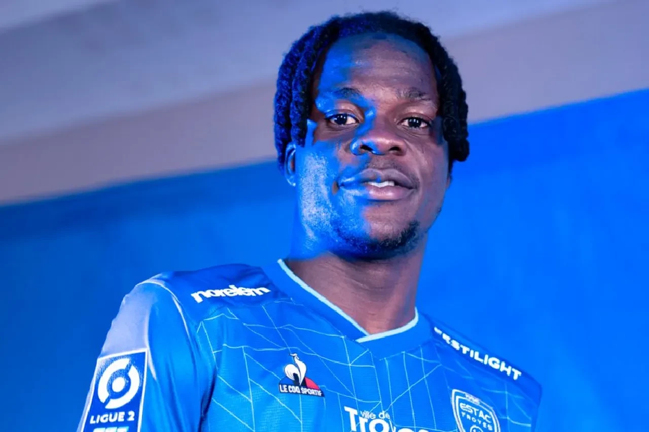 Göztepe Junior Olaitan'ı transfer etti