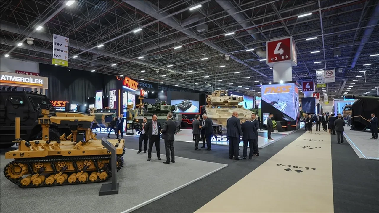 IDEF 2025 saat kaça kadar açık? Bugün halka açık ziyaretler başladı