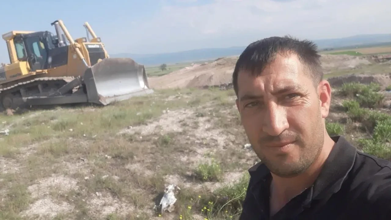 Şehidin yürek yakan görüntüleri! Çok sevdiği ormanda Kur'an-ı Kerim okumuş