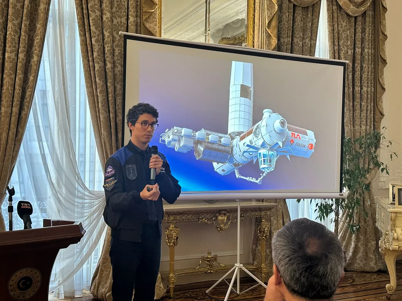 Türkiye'nin uzay hamlesi: Astronot Atasever Londra'da anlattı