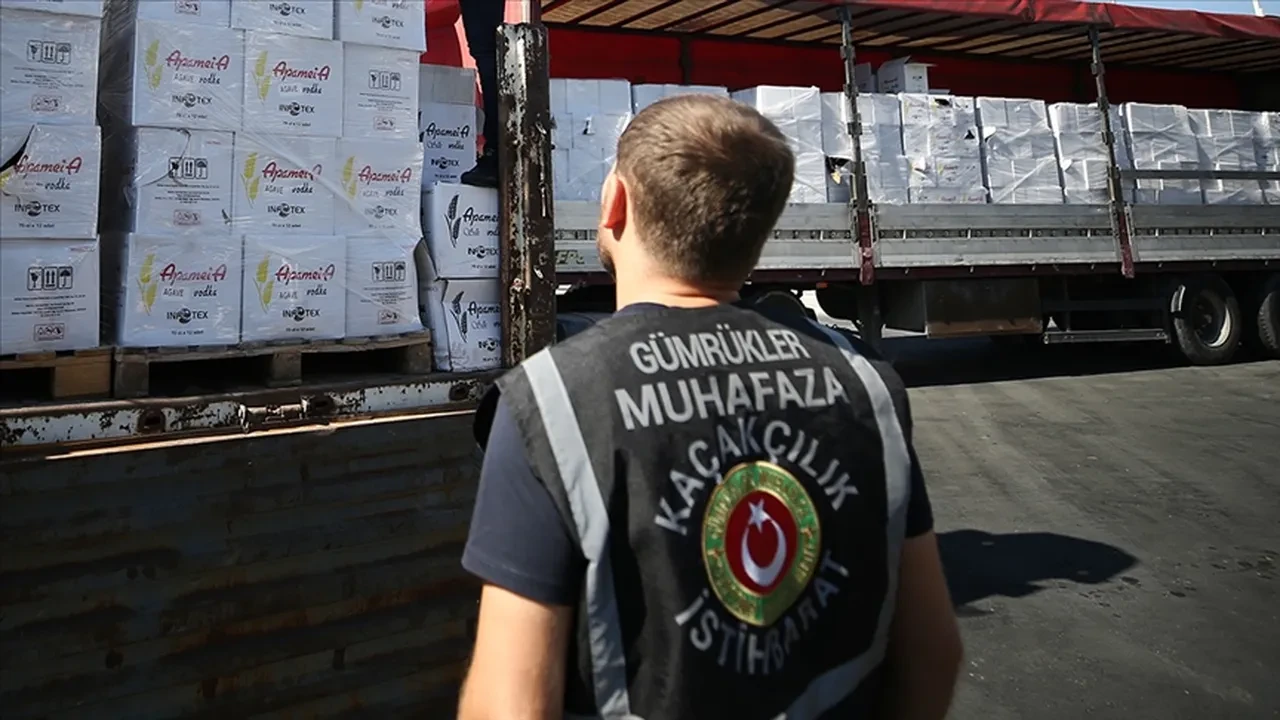 Gümrükte 'Labubu' operasyonu! 122 milyon liralık kaçak ürün