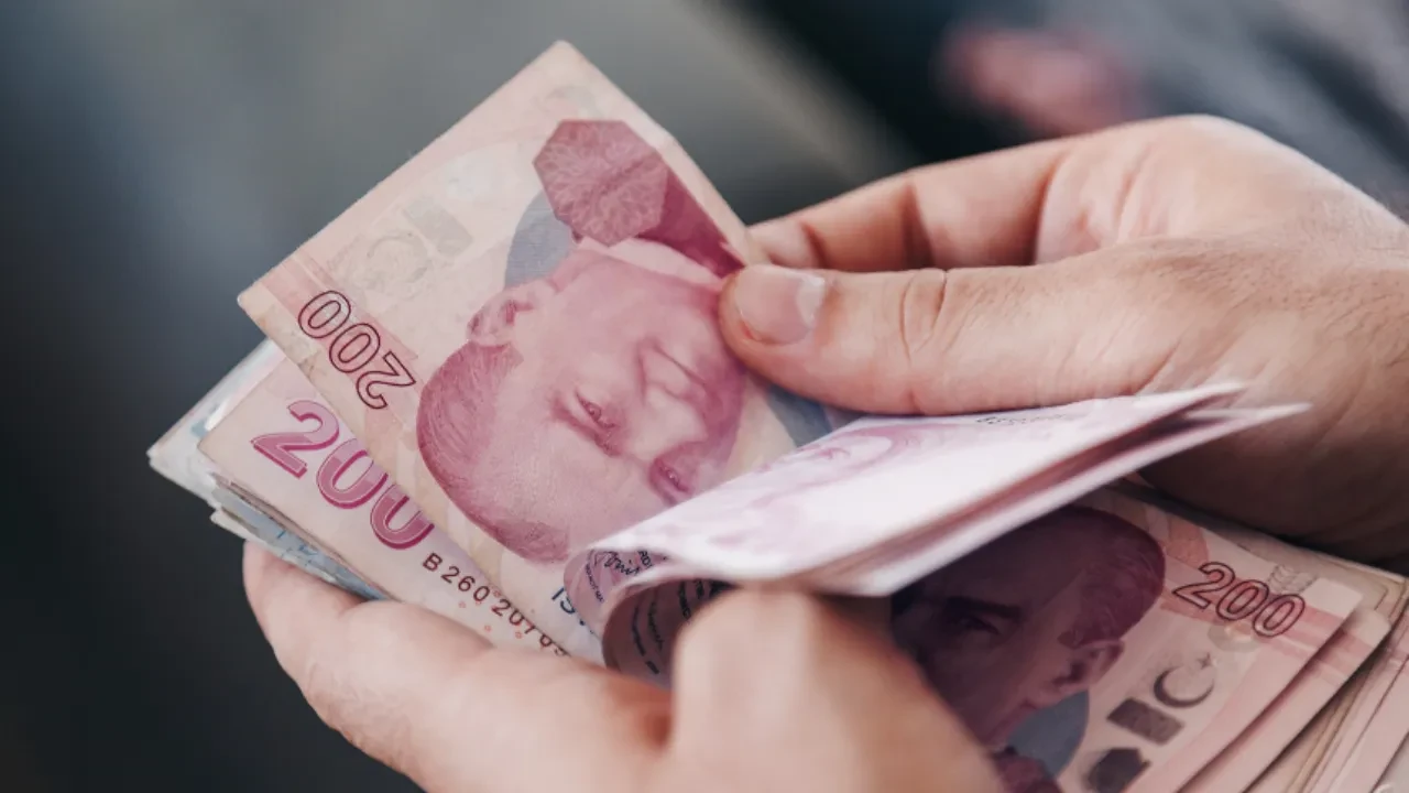 Nakit ihtiyacı olanlar dikkat! İşte en düşük taksitli ihtiyaç kredisi