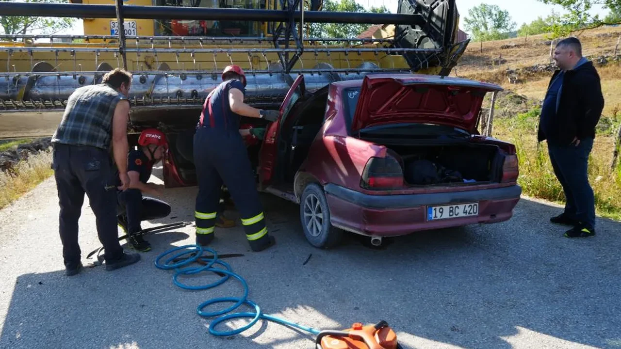 Otomobil biçerdöverin altında kaldı: 1 ölü