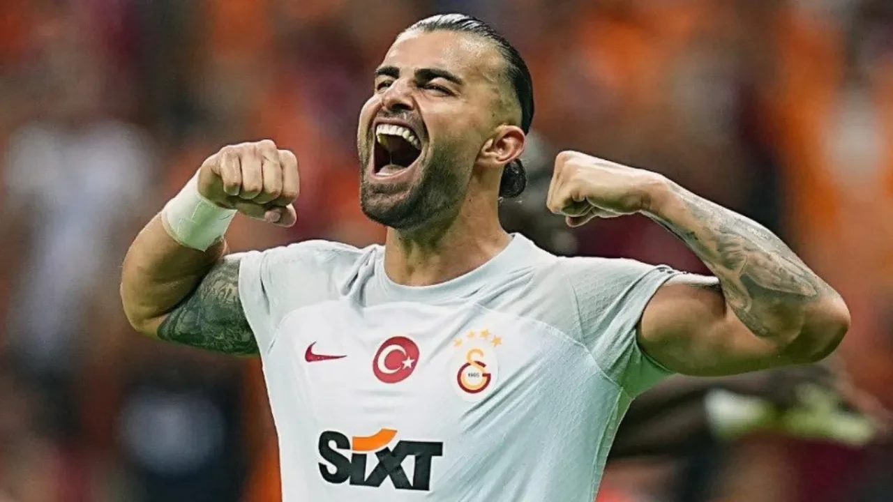 /spor/abdulkerim-bardakci-imzaladi-galatasarayda-anlasma-tamam-3237543