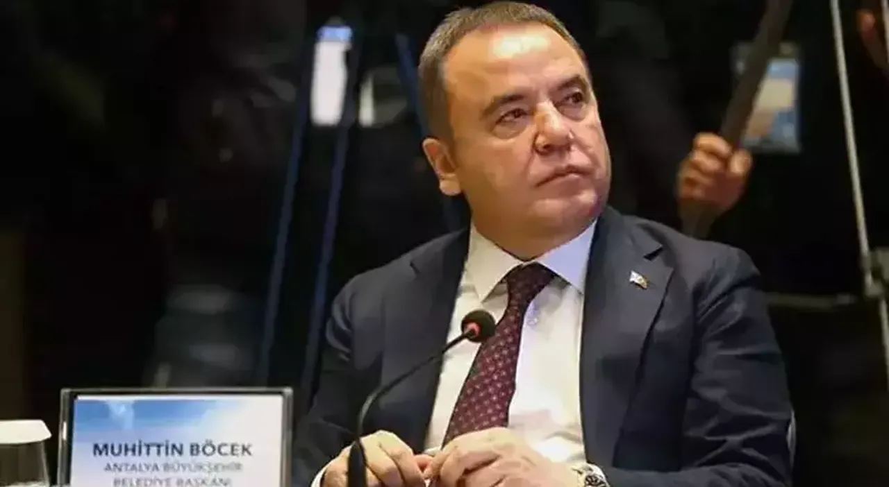 Antalya Büyükşehir Belediyesi'ne yeni operasyon! 3 kişi gözaltında