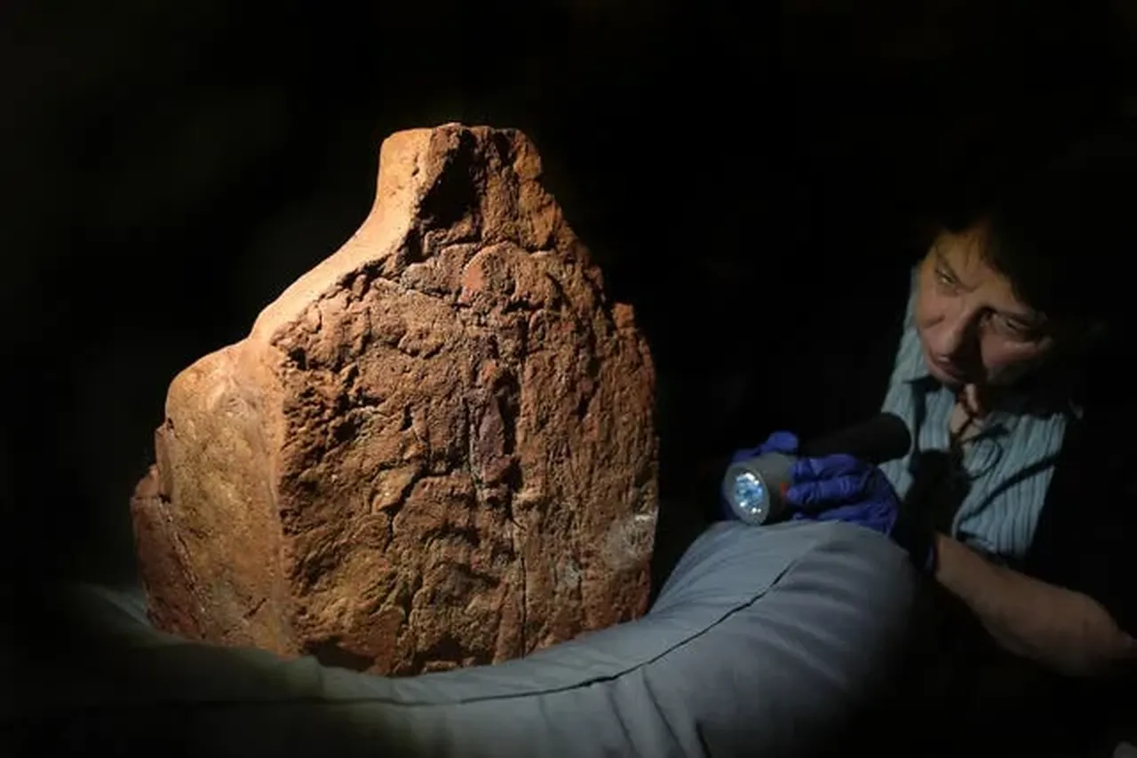 Antik Mısır mezarında şoke eden iz: Kimse böyle bir şey beklemiyordu