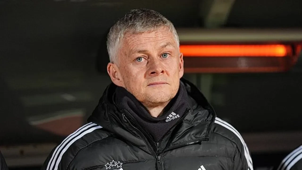 Beşiktaş Sergen Yalçın ile anlaşmaya vardı! Ole Gunnar Solskjaer son maçına çıkıyor