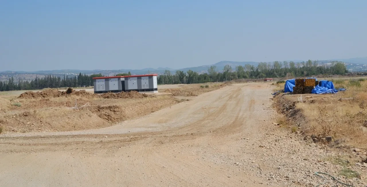 BYD’nin Manisa’daki fabrika sahasında yeniden hareketlilik başladı