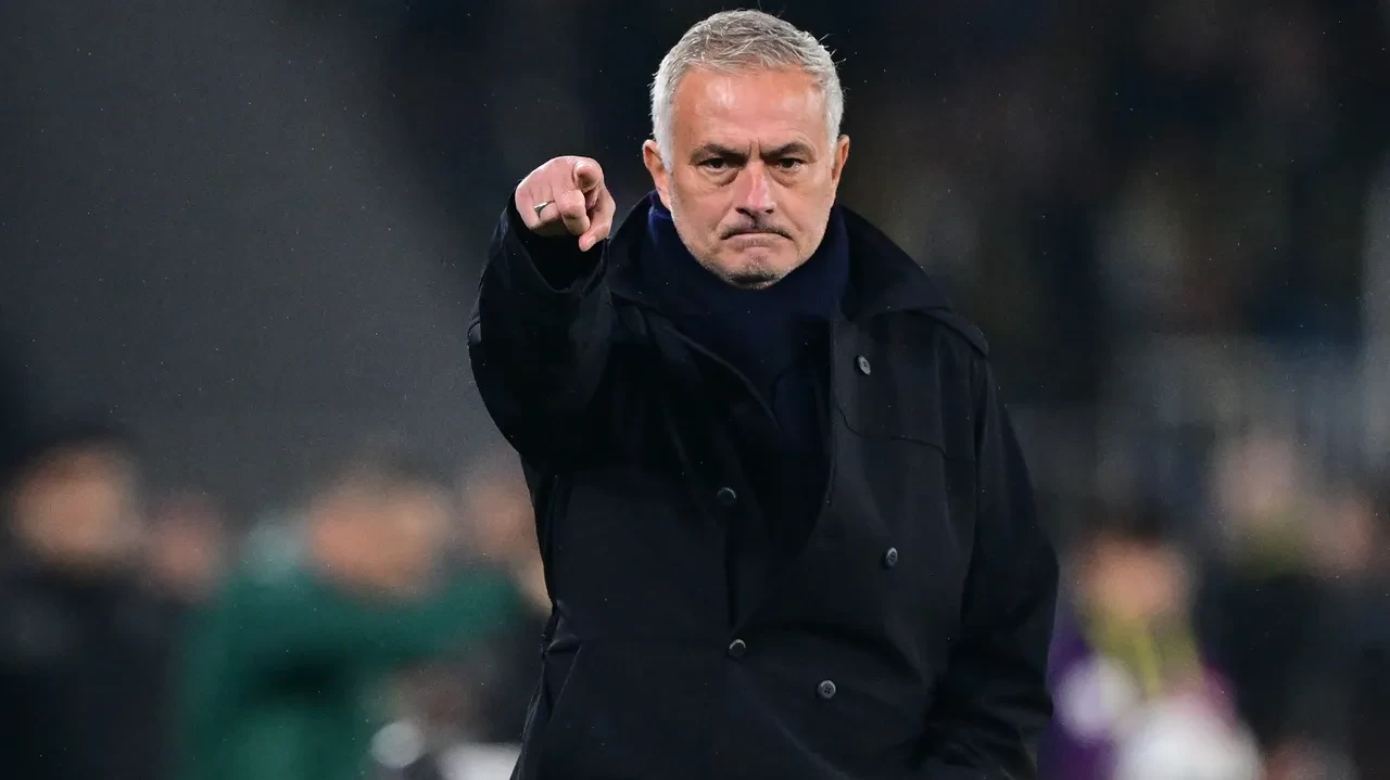 Fenerbahçe transferde mutlu sona ulaştı! Mourinho çok istedi