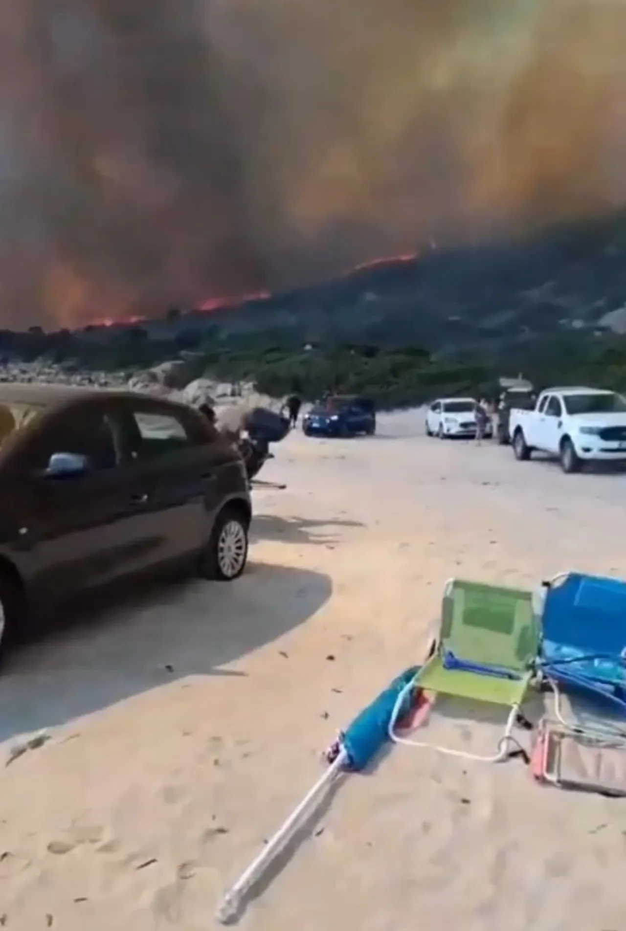 İtalya'da orman yangını! Kundaklama şüphesi var