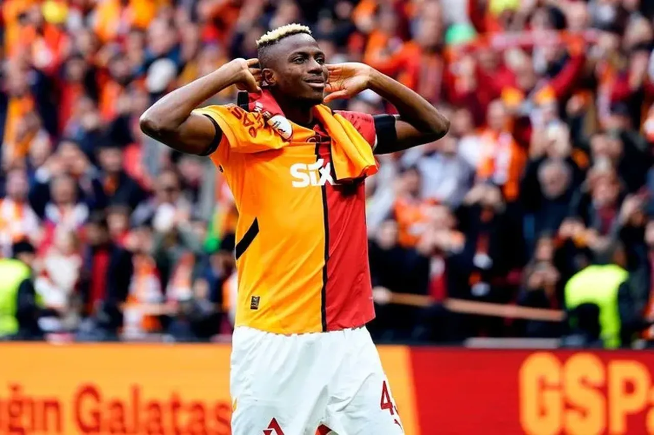 Osimhen'in imza atacağı tarih belli oldu! İşte yılın transferinin detayları...