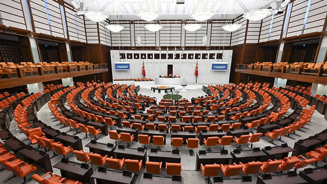 Terörsüz Türkiye döneminde yeni viraj! DEM Parti'nin üyeleri belli oldu
