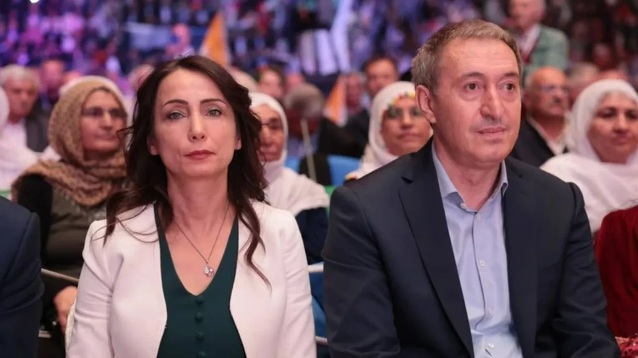 Terörsüz Türkiye döneminde yeni viraj! DEM Parti'nin üyeleri belli oldu