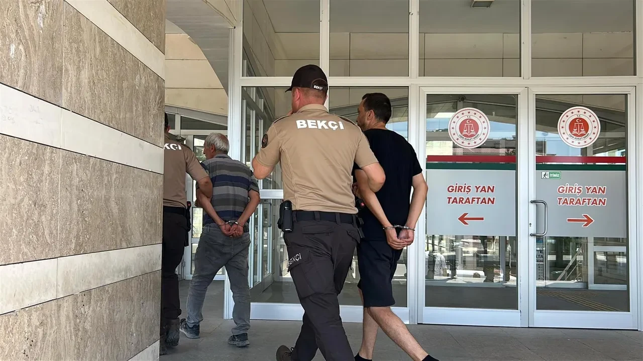 Uşak'taki heyelan faciasında şantiye sahipleri tutuklandı