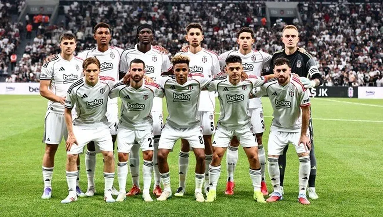 Beşiktaş'ın yeni transferi gündem oldu! Tepkiler arttı, dayanamayıp kapattı!
