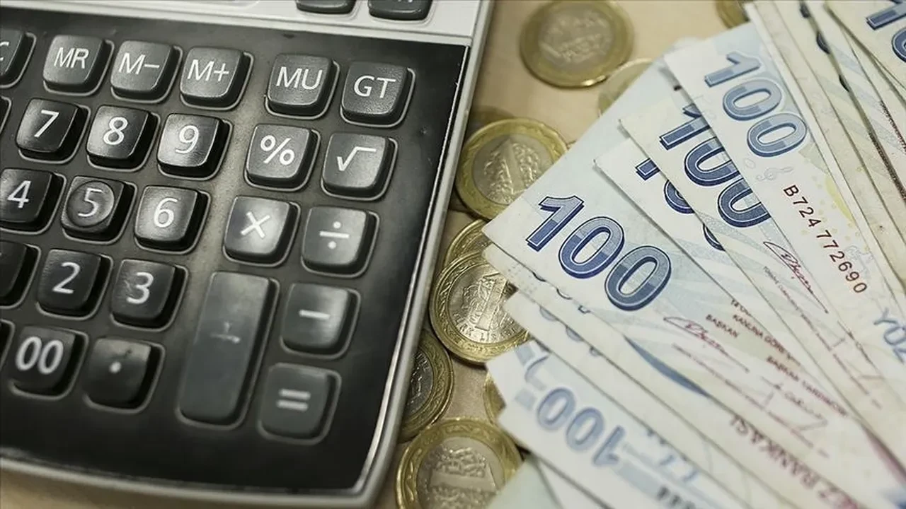Ev alacaklara iyi haber: Konut kredisinde ilk faiz indirimi geldi!