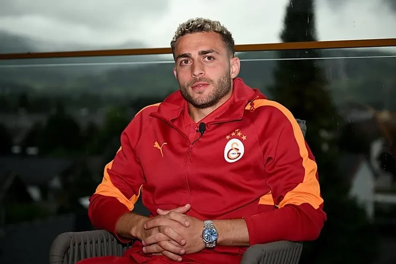 Galatasaray'da çifte bayram! iki yıldızına Premier Lig'den talip