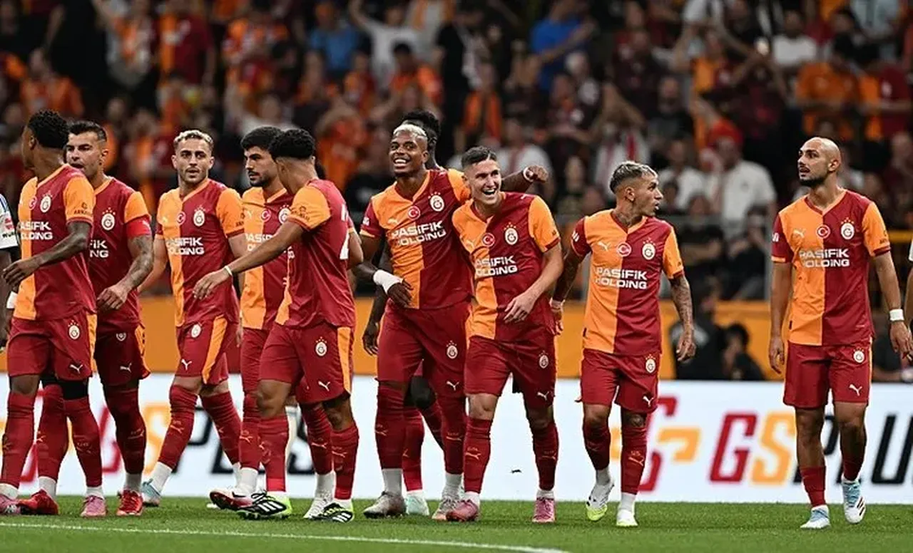 Galatasaray'da şok ayrılık! 'Büyük anlaşma' diyerek duyurdular