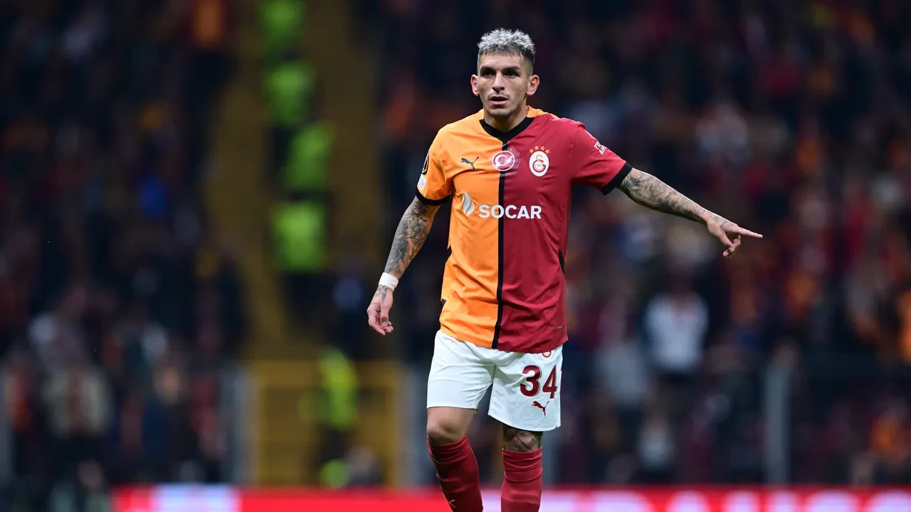 Galatasaray'da şok ayrılık! 'Büyük anlaşma' diyerek duyurdular
