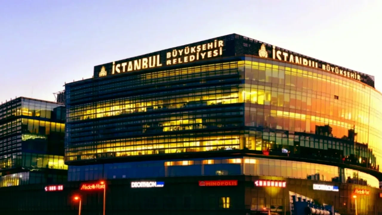 İBB'ye yeni operasyon! Üst düzey yöneticiler gözaltında 