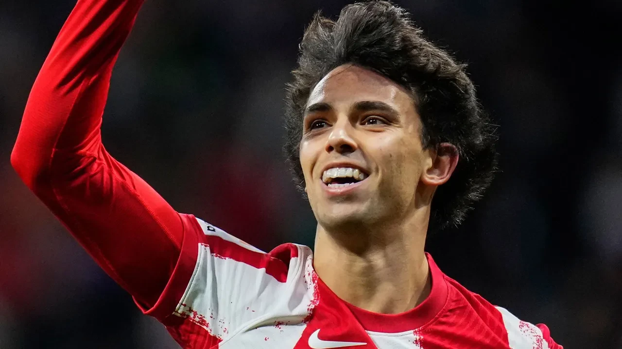 /spor/joao-felix-al-nassra-2-yillik-imzayi-atti-3237766