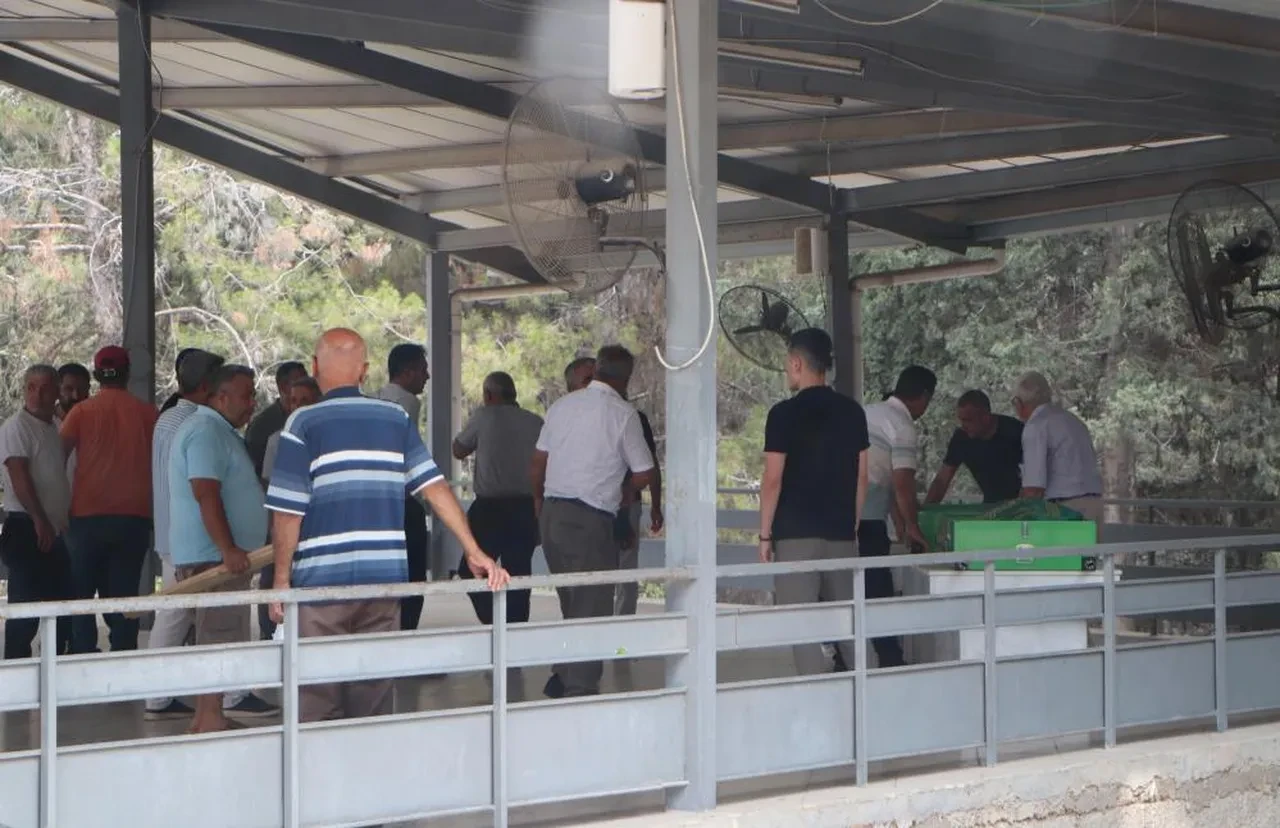 Karısını ve kızını katledip, intihar etmişti! Cinnetin bıraktığı acı: Ayrı yerlere defnedildiler