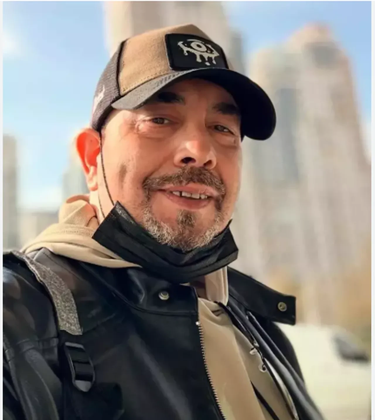 Şafak Güçlü hayatını kaybetti! Çılgın Dershane serisi oyuncuları üzüntüye boğuldu 