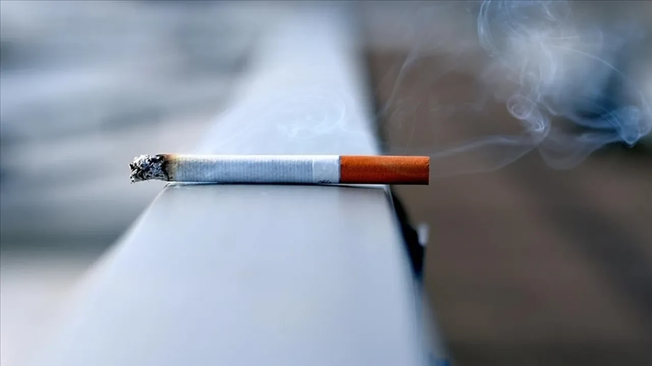 Sigara fiyatlarına bir ayda ikinci zam geldi! Bir paket artık 100 TL