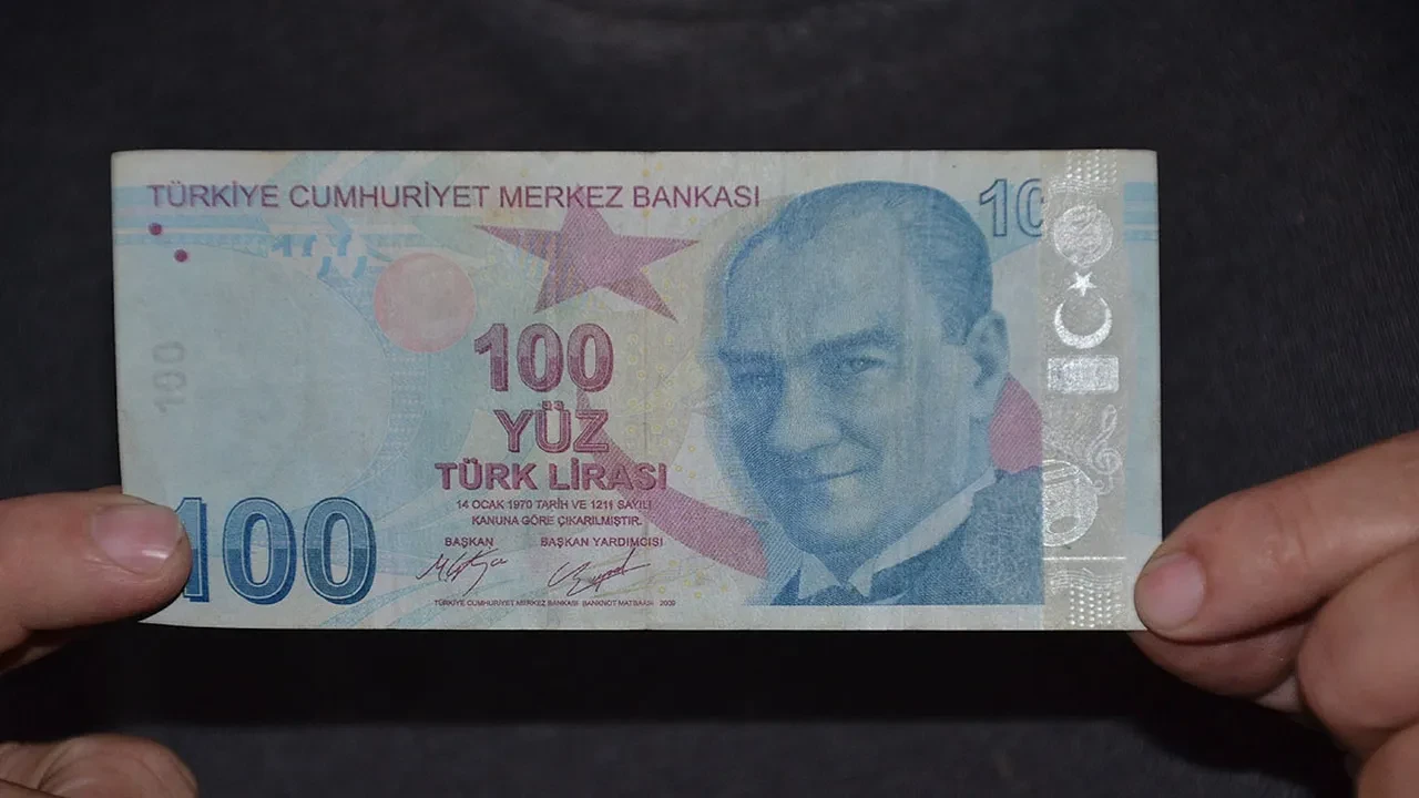 Sigara fiyatlarına bir ayda ikinci zam geldi! Bir paket artık 100 TL