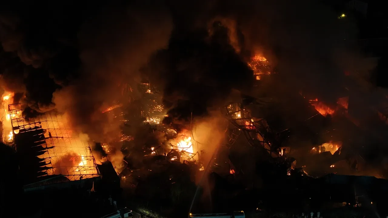 Son dakika | Çekmeköy'de yangın: Kuzey Ormanları yakınında alevler yükseldi!