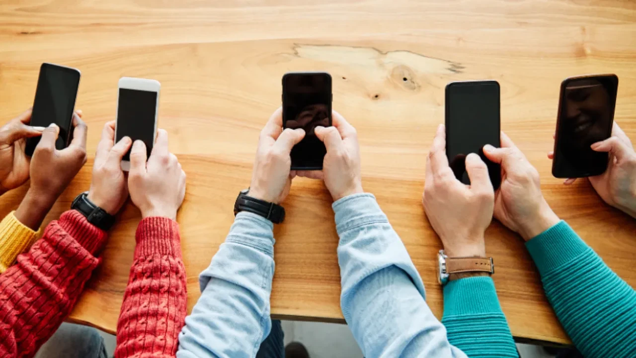 Turkcell, Vodafone, Türk Telekom’a rakip geliyor! 4. operatör yolda: Tarih belli oldu!