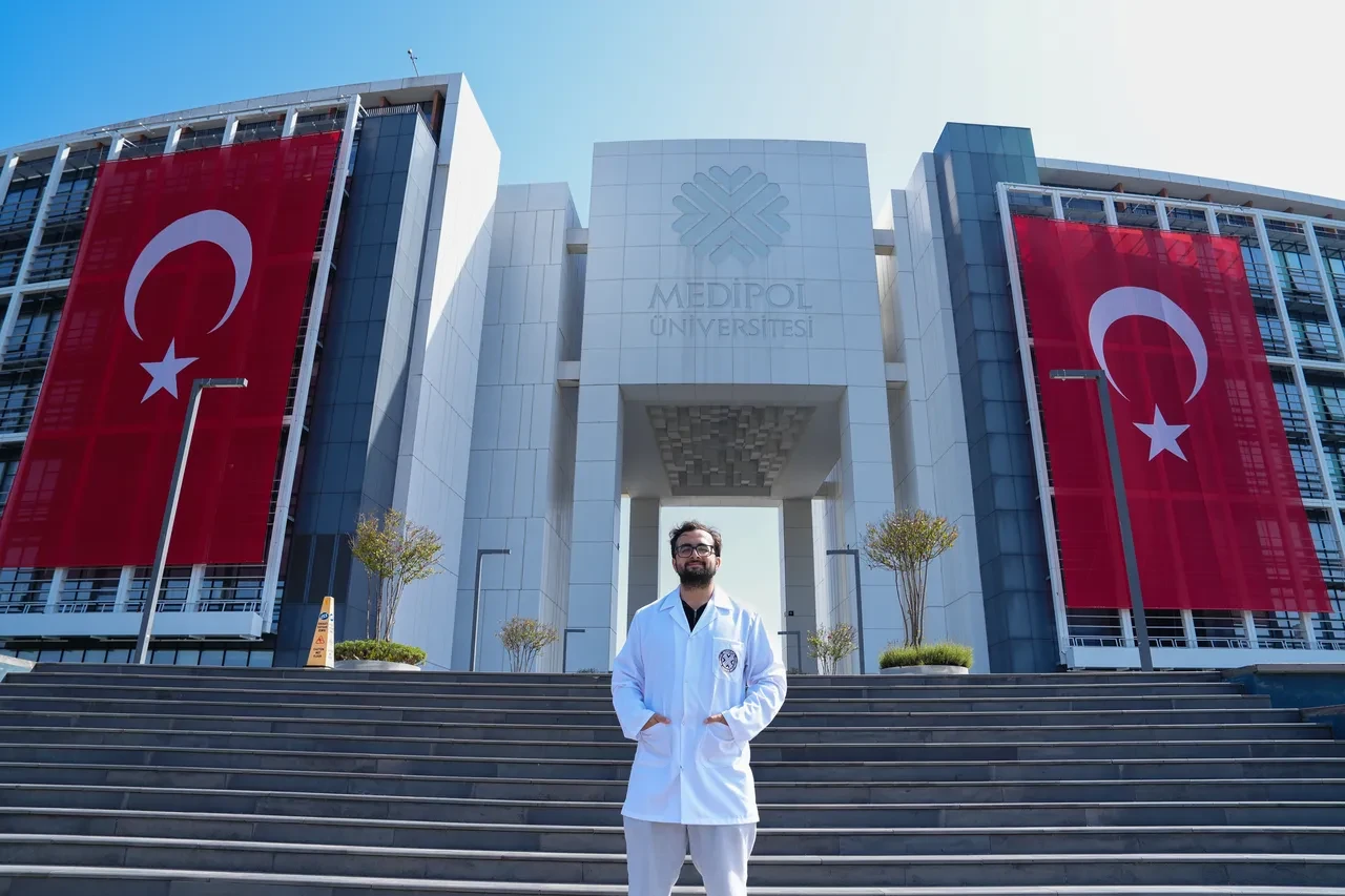 YKS derecesinden bilim arenasına: Medipollü gencin yeni rotası beyin araştırmaları