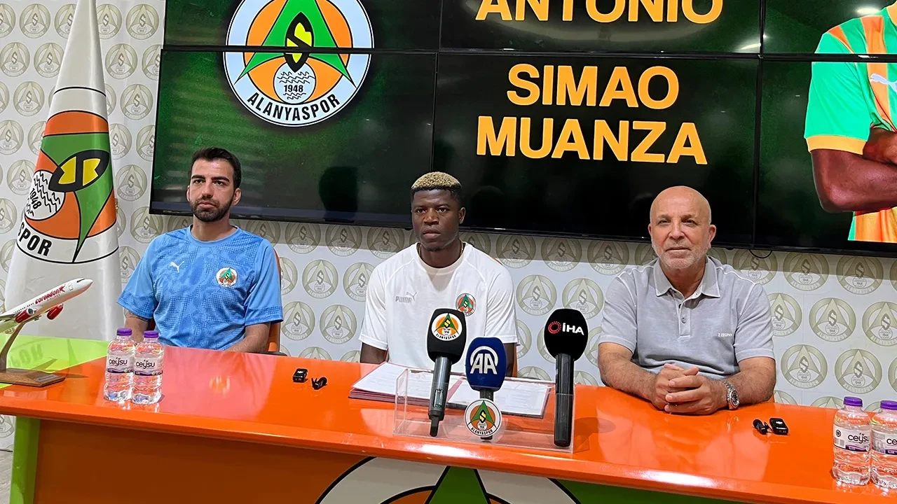 Alanyaspor, Maestro'yu 4 yıl kadrosuna kattı